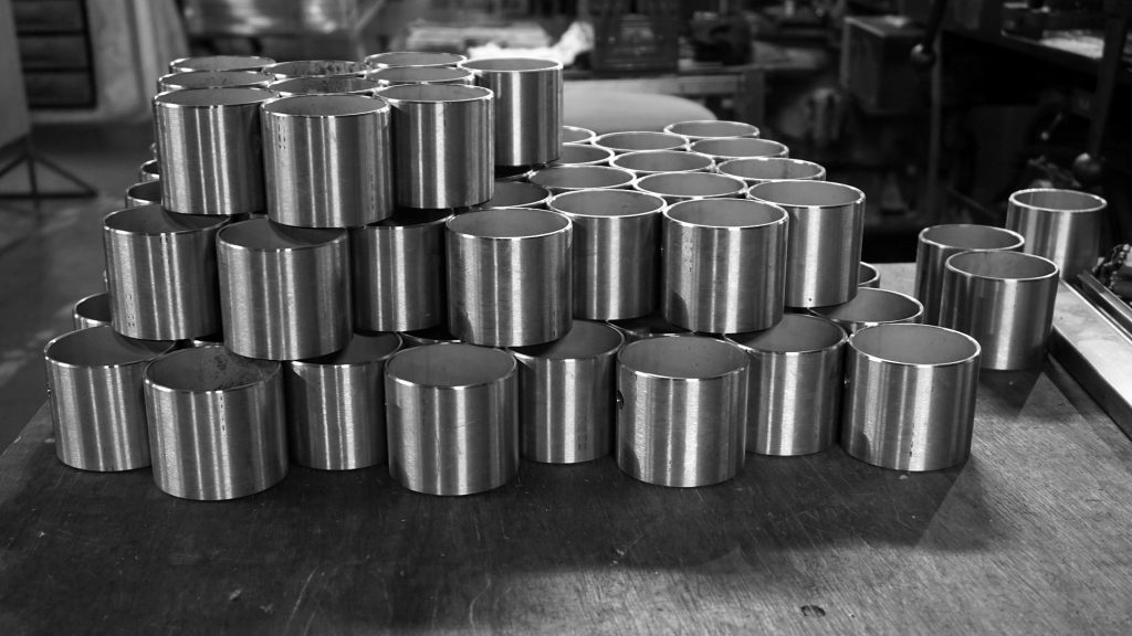 Qizlar eshak va ogizda qattiq jinsiy aloqa qilishadi